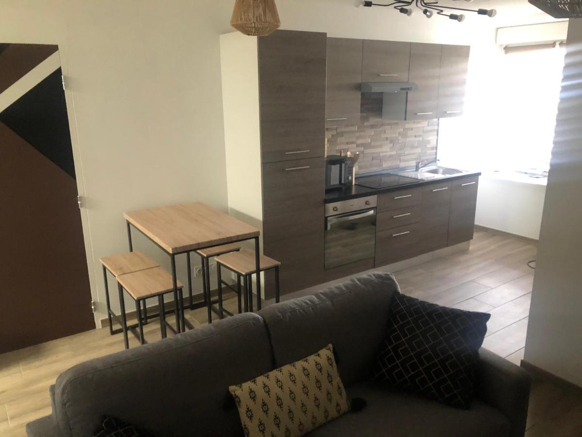 Au Coeur Du Senechal Apartment Marquise Luaran gambar