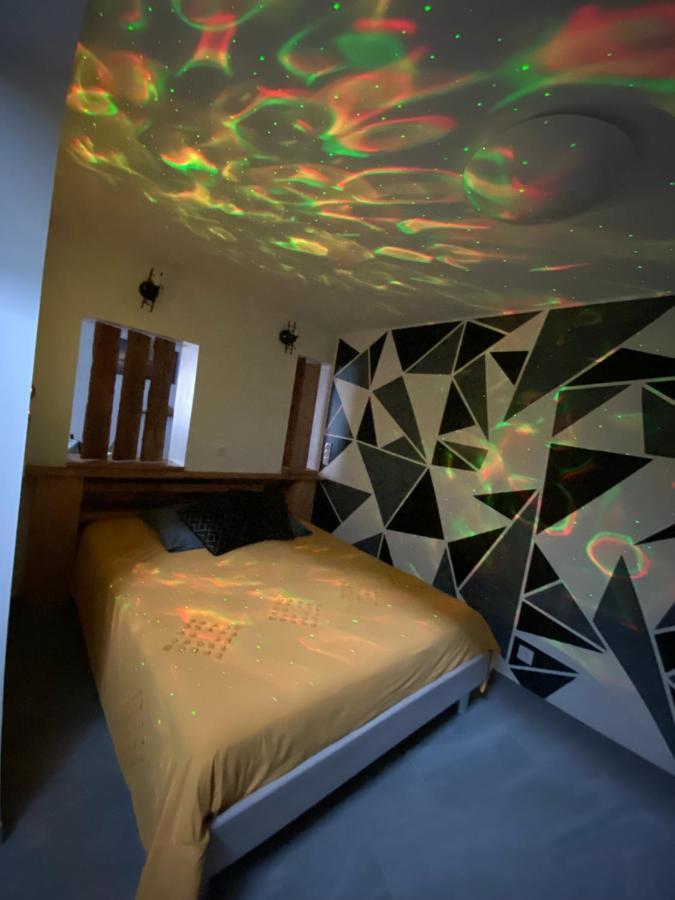 Au Coeur Du Senechal Apartment Marquise Luaran gambar