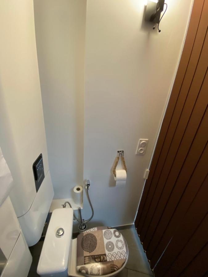 Au Coeur Du Senechal Apartment Marquise Luaran gambar